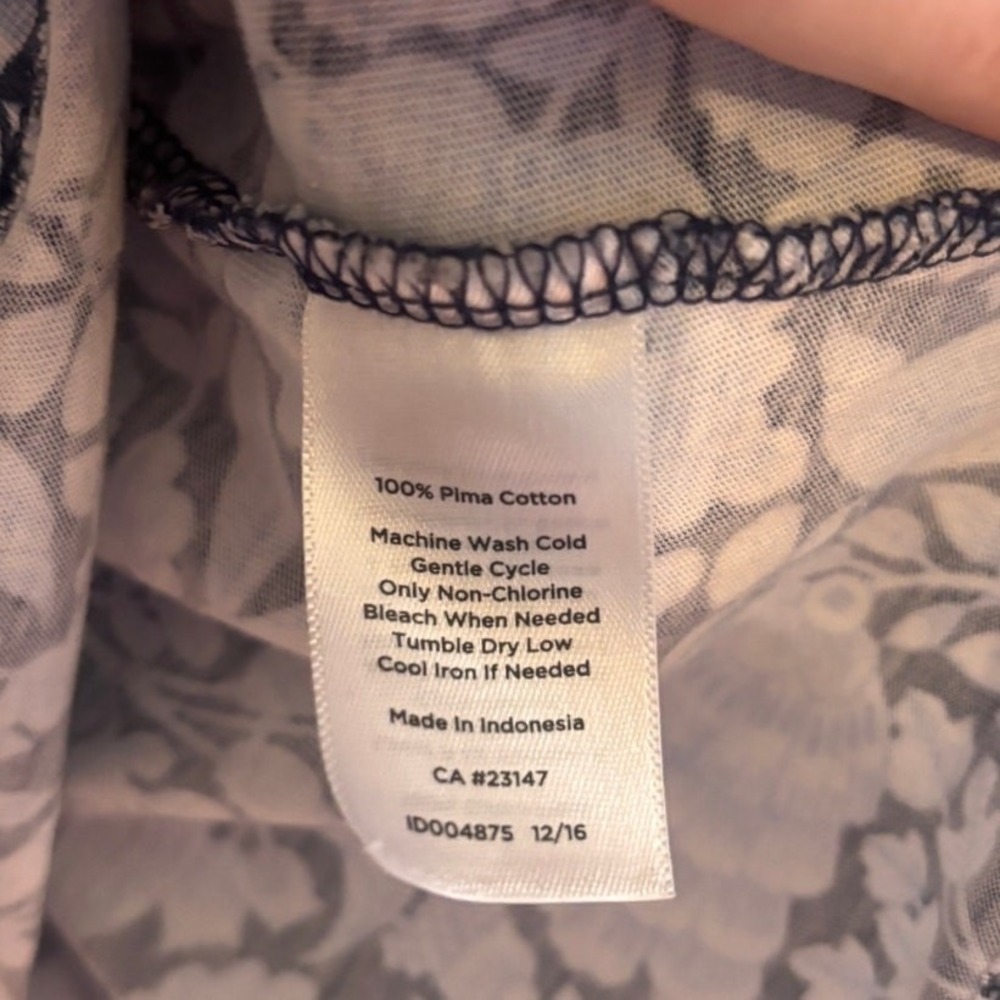 Talbots Petites Navy Blue Floral Print Pima Cotton Tie Sleeve Top Size SP - Picture 7 of 7